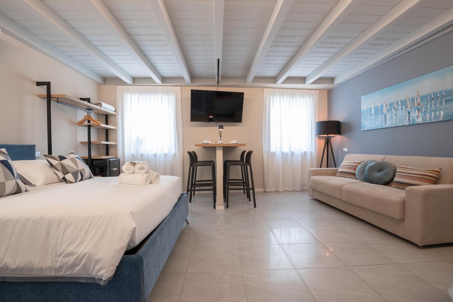 Es Rooms And Apartments Torbole Sul Garda ภายนอก รูปภาพ