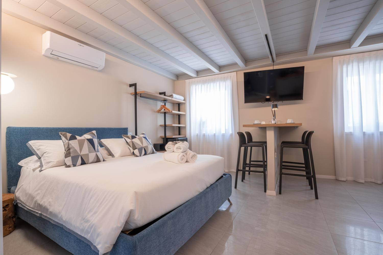 Es Rooms And Apartments Torbole Sul Garda ภายนอก รูปภาพ