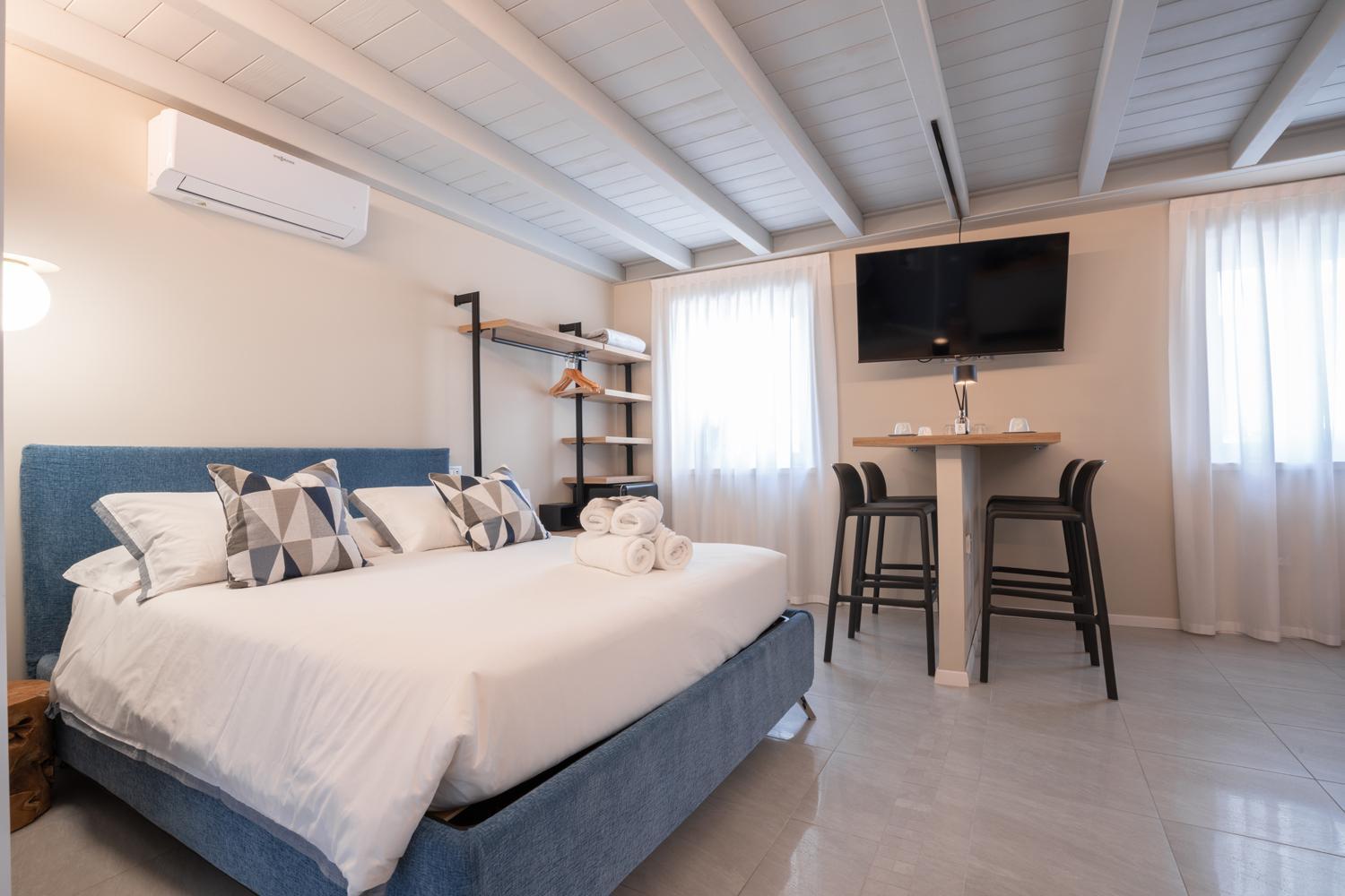 Es Rooms And Apartments Torbole Sul Garda ภายนอก รูปภาพ